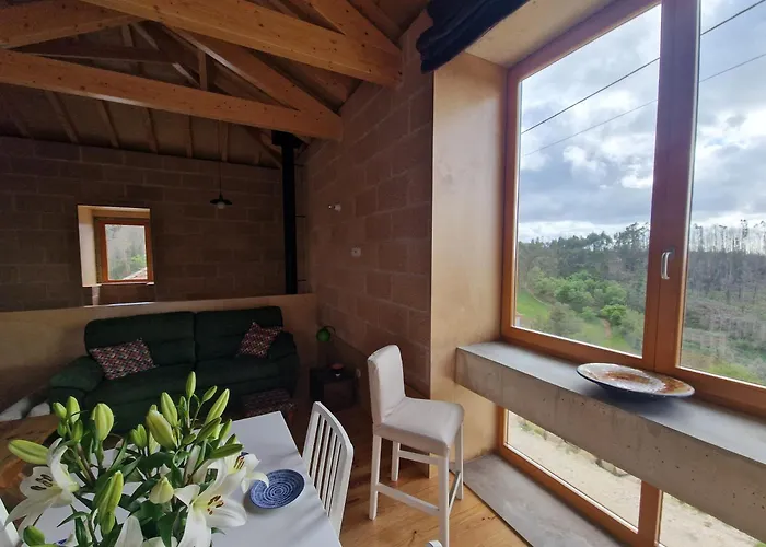 Дом отдыха Quinta Da Chumbaria - Heaven On A Hilltop, Peace And Stunning Views!